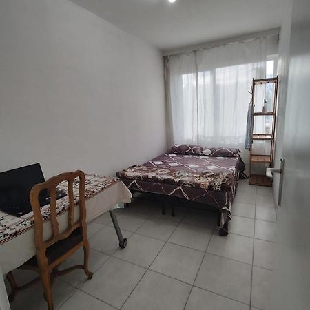 Private Room In An Appartment -Near To Brussel Central With Lift - Not A Hotel Εξωτερικό φωτογραφία