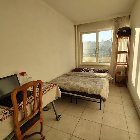 Private Room In An Appartment -Near To Brussel Central With Lift - Not A Hotel Εξωτερικό φωτογραφία