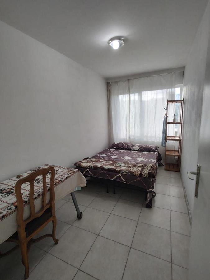 Private Room In An Appartment -Near To Brussel Central With Lift - Not A Hotel Εξωτερικό φωτογραφία